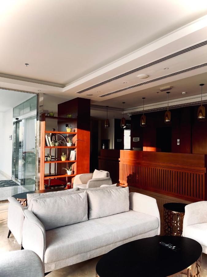 Alsahwa Hotel Seeb Exterior photo