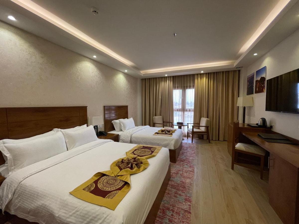 Alsahwa Hotel Seeb Exterior photo