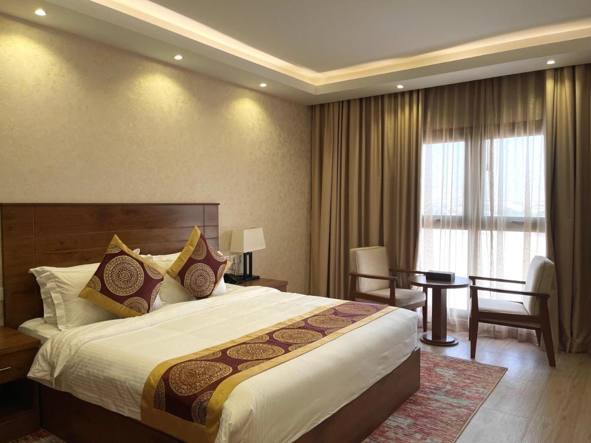 Alsahwa Hotel Seeb Exterior photo