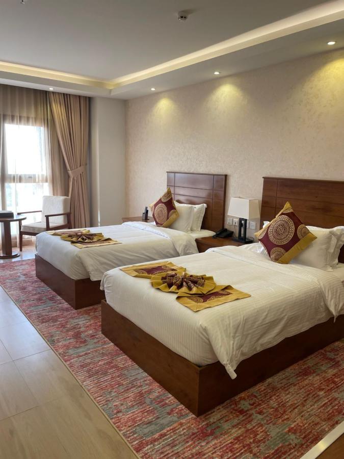 Alsahwa Hotel Seeb Exterior photo